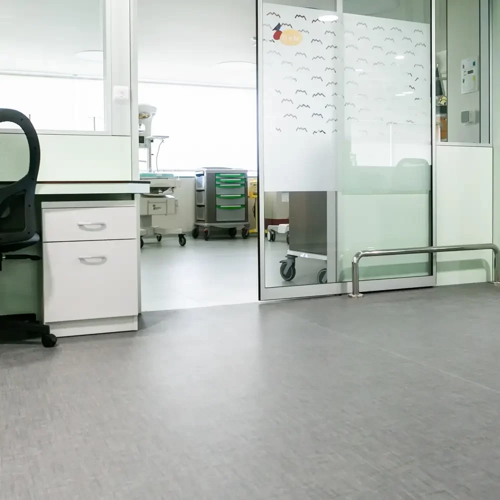 hospital-vinyl-flooring